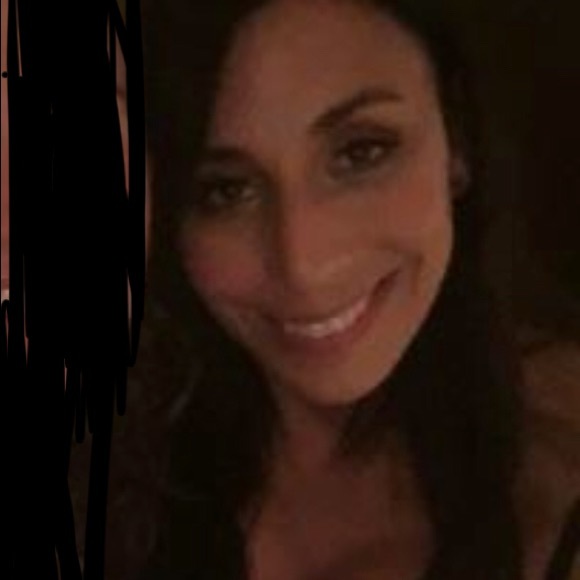 Meet your Posher, Kim - Picture 8 of 8